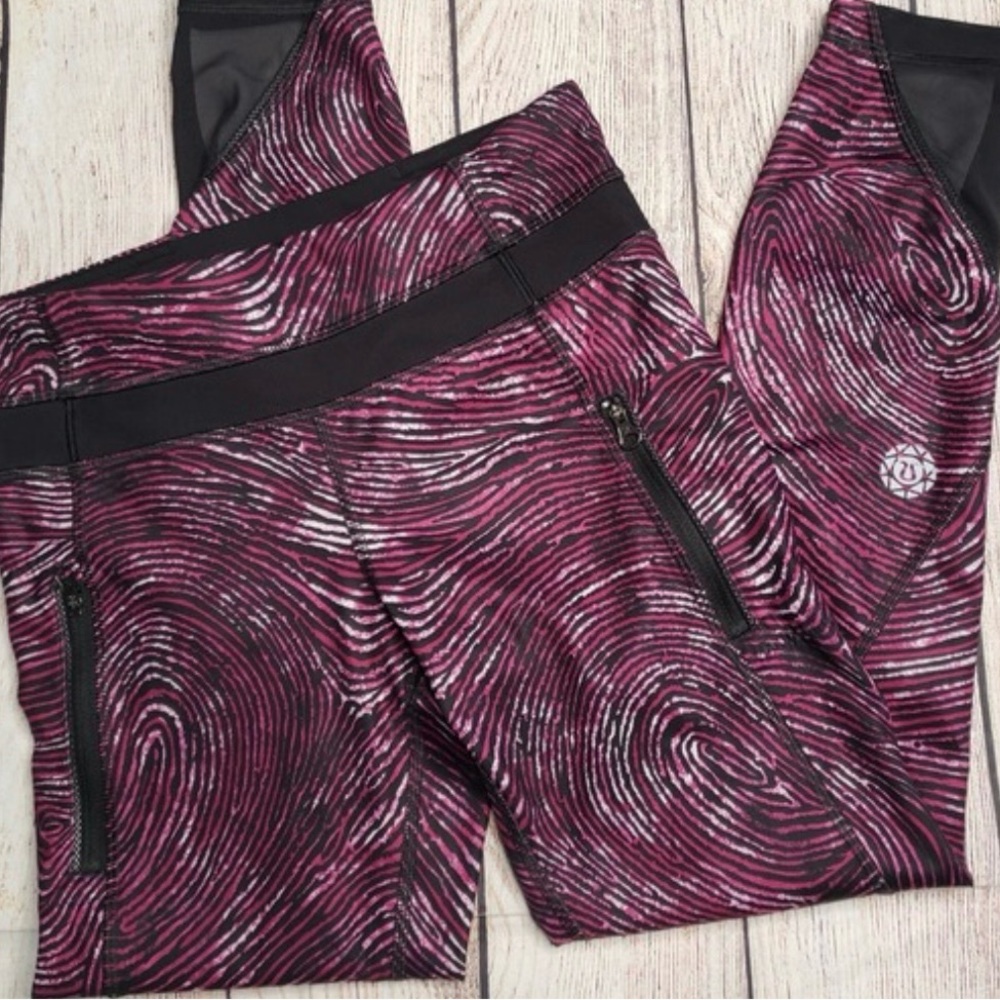 Seawheeze Inspire Crop Seawheeze-Who Done It Regal Plum Black/Black. Super Rare!